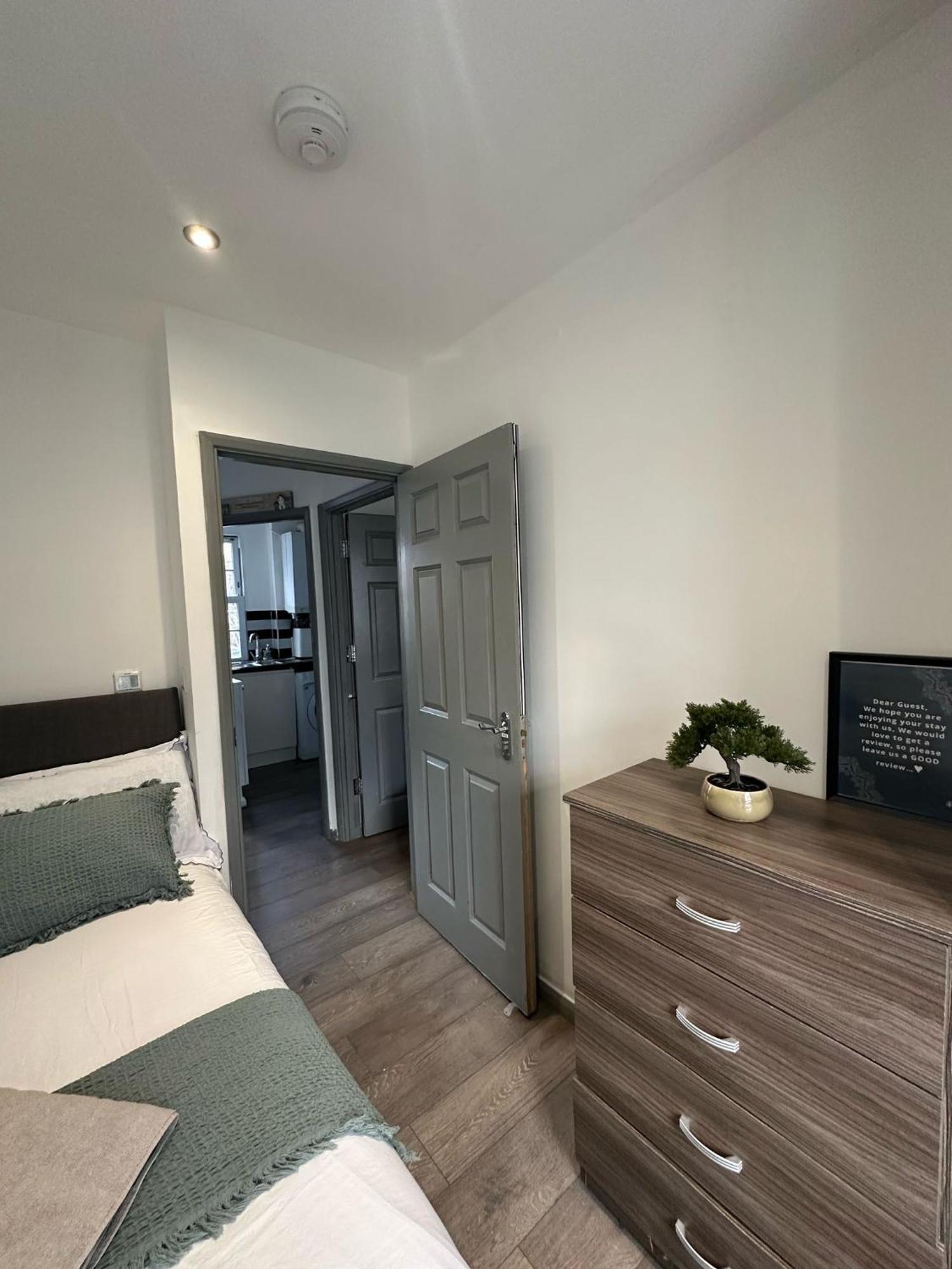 "Euston Comfort" 3 Bedroom Flat In Kings Cross, St Pancras!!!!118B London Exterior foto